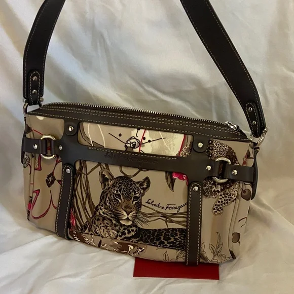 Salvatore Ferragamo Beige and Brown Leopard Shoulder Bag AUTHENTIC - Picture 7 of 7